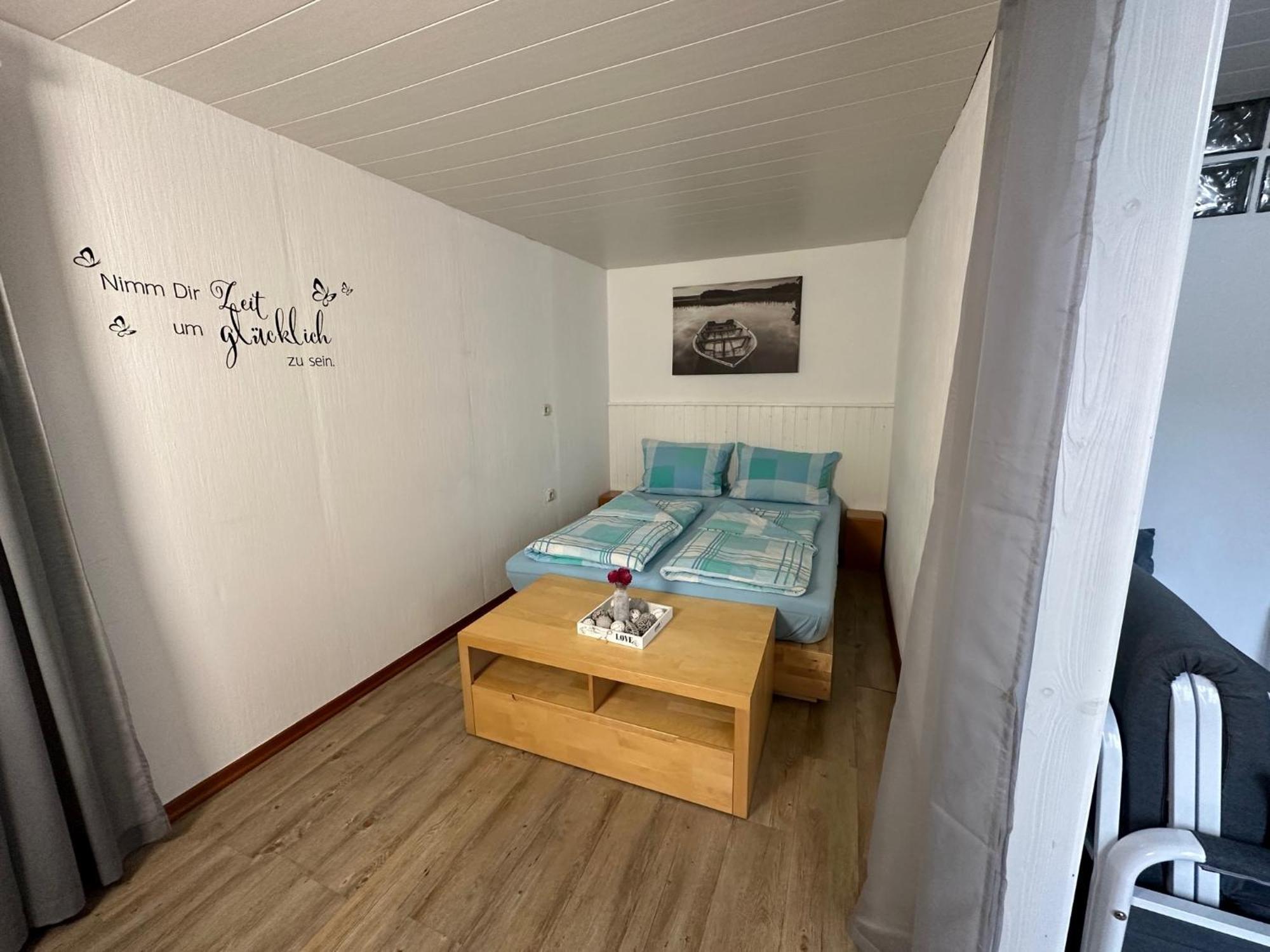 Camping Waldfrieden 사르부르크 외부 사진